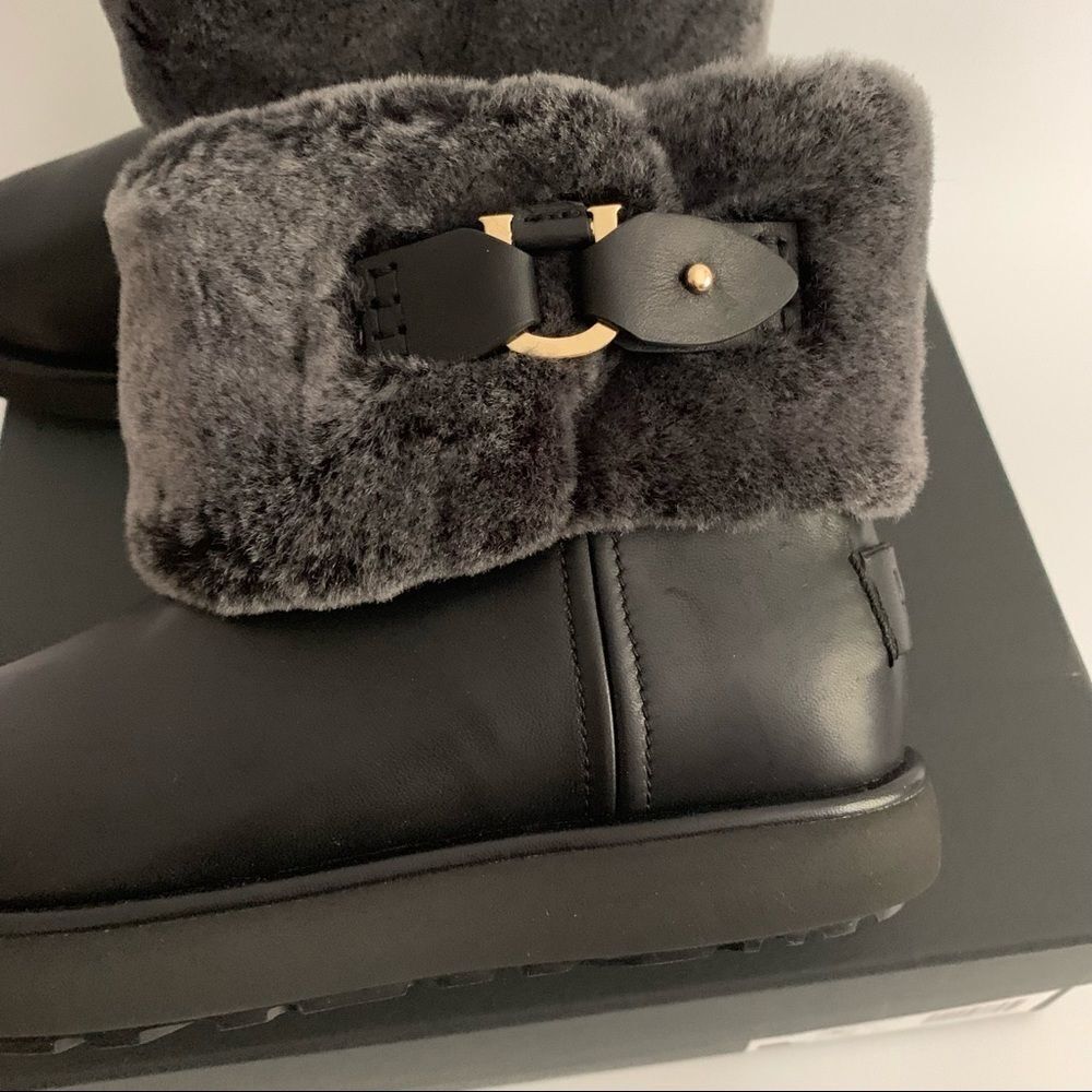 UGG Classic Berge Mini Boot - Picture 4 of 11